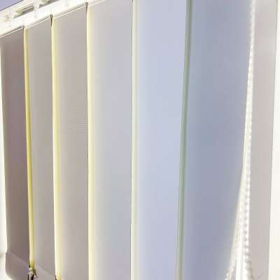 Vertical blind
