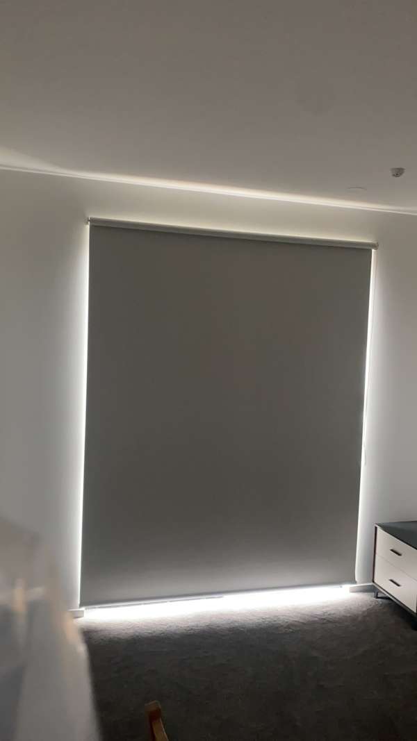 Blockout Roller Blind - Image 5